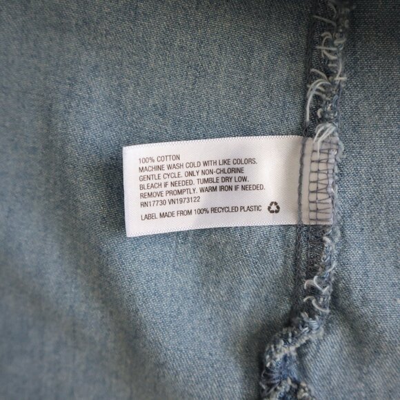 Custom Embroidered Pocket Chambray Shirt | 2X - Picture 4 of 5